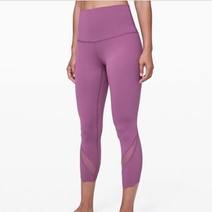 Wunder under ll in misty merlot